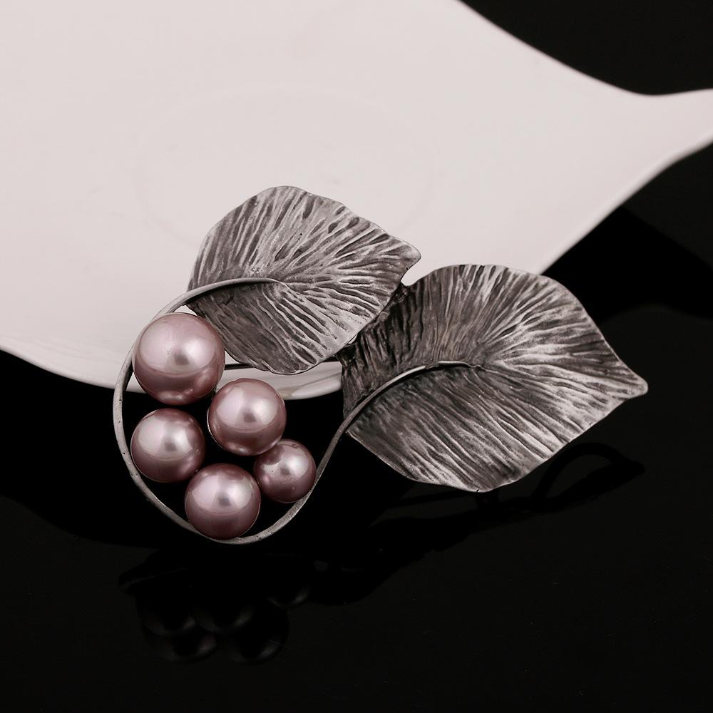 Hot Retro Alloy Brooch High-End Sense Light Luxury Pin Jewelry Clothing Accessories High-End Corsage лиловый