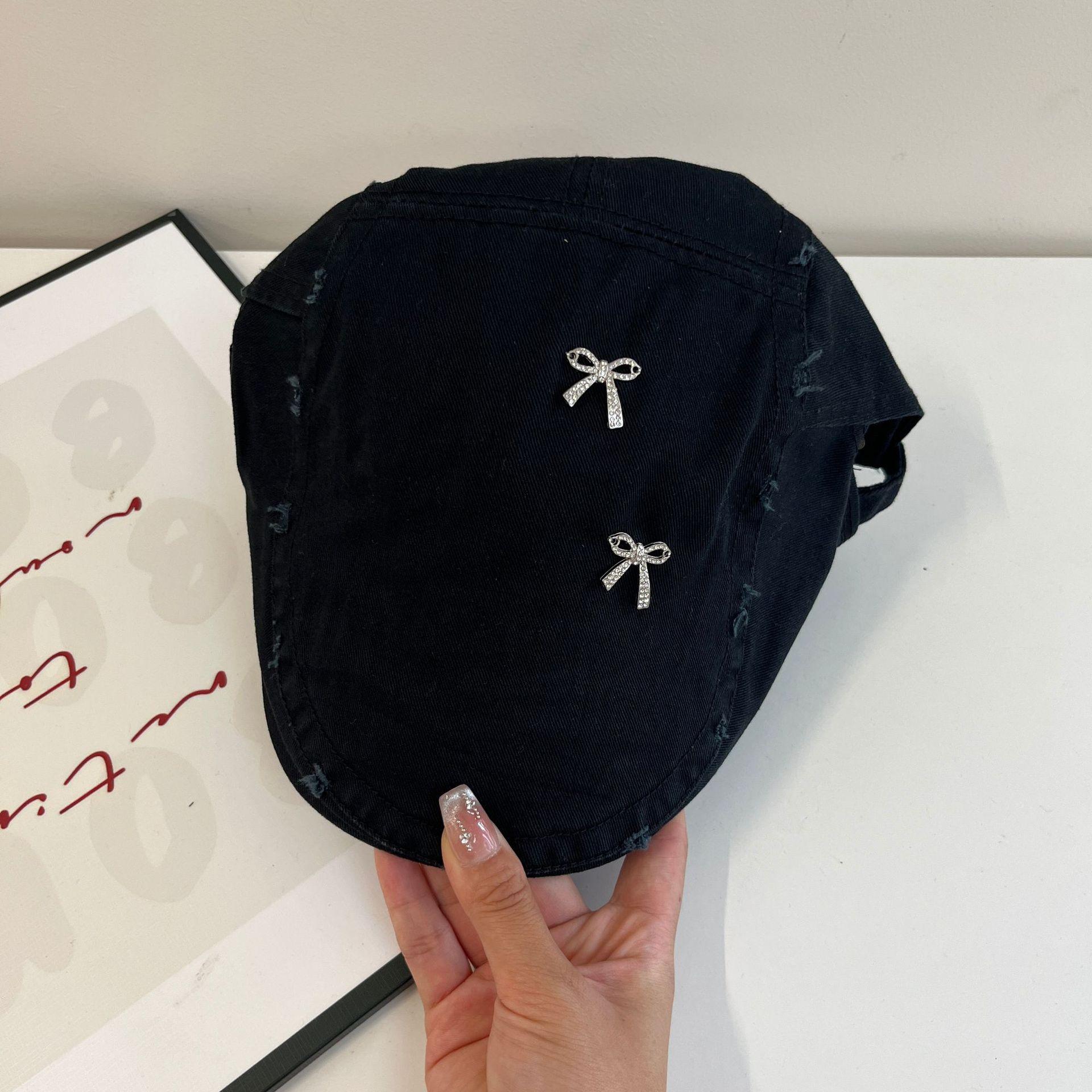 

2025 new bow washed forward hat women s autumn and winter old big head circumference beret versatile tide M（56-58cm） чорний