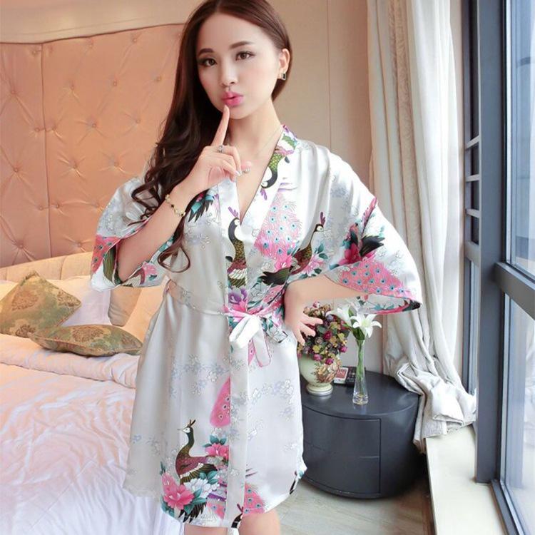 Women's Peacock Print Silk-Feel Short Summer Robe Pajamas