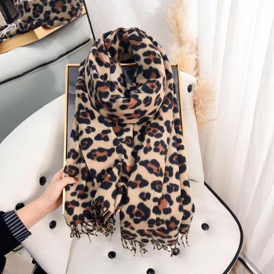 Klassischer Schal mit Leopardenmuster: Retro-Stil, Warmer Imitationskaschmir, Quastenschal für Damenmode Herbst/Winter