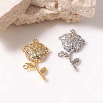 Gold & Silber Rosenblüten-Anhänger - Trendy, Niedlich, Vielseitig Zweifarbig mit Diamanten, Exquisites Kleines Schmuckstück für Damen