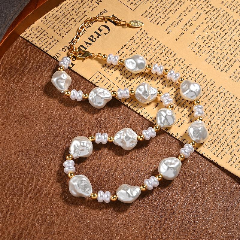Vintage French Baroque Pearl Necklace - Stylish and Versatile Accessory