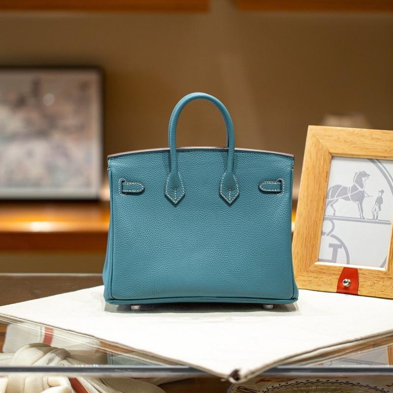 Altın toka gümüş toka üst kat sığır derisi togo derisi platin çanta (togo-2530BK)