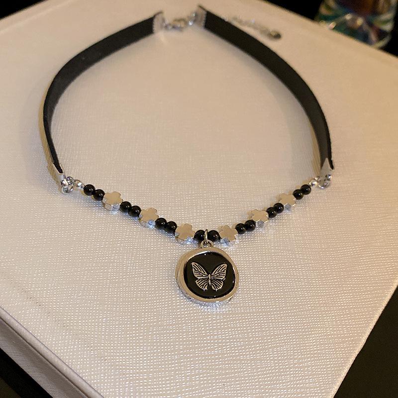 Butterfly Drop Oil Pearl Faux Crystal Necklace Versatile High-end Clavicle Chain Niche Design Jewelry Women