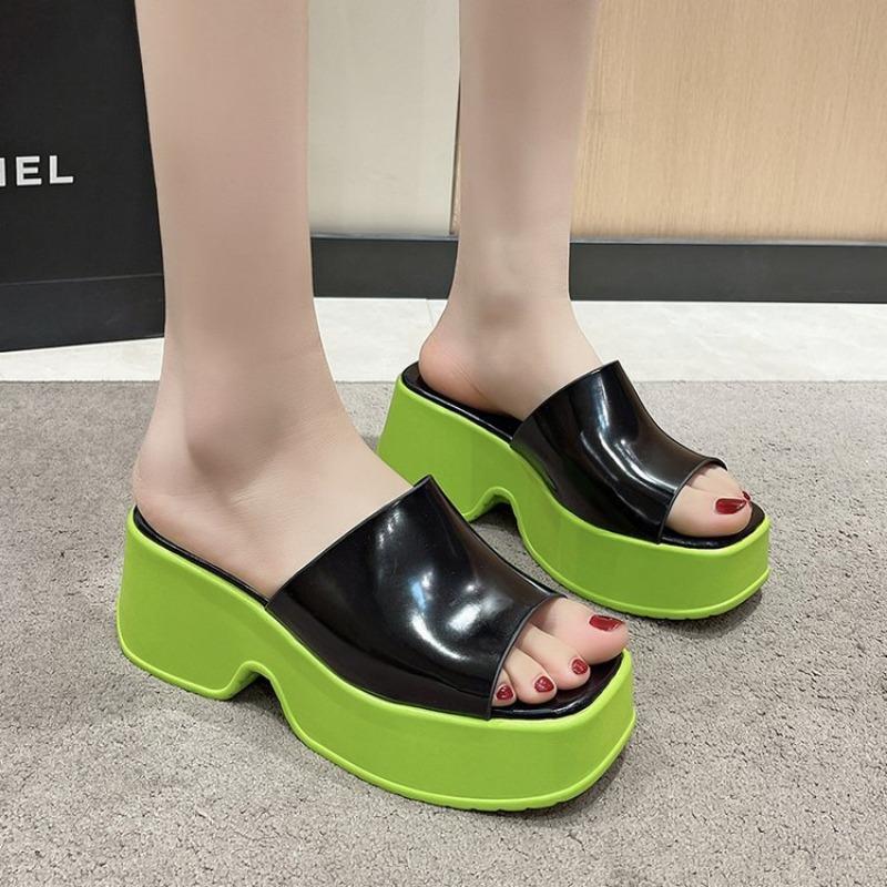 Platform slippers women's summer wear new muffin casual high heel one-word slippers square head fashion sandals women's shoes
