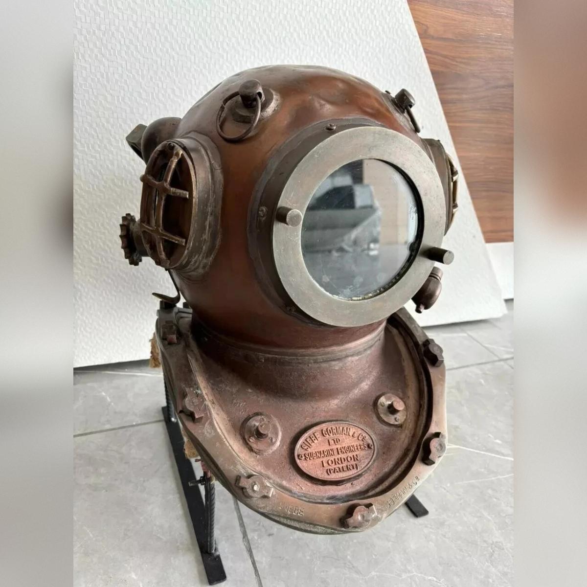 Antique Siebe Gorman Diving Helmet Solid Copper & Brass Divers Helmet with stand 20   , 12.5  , 17