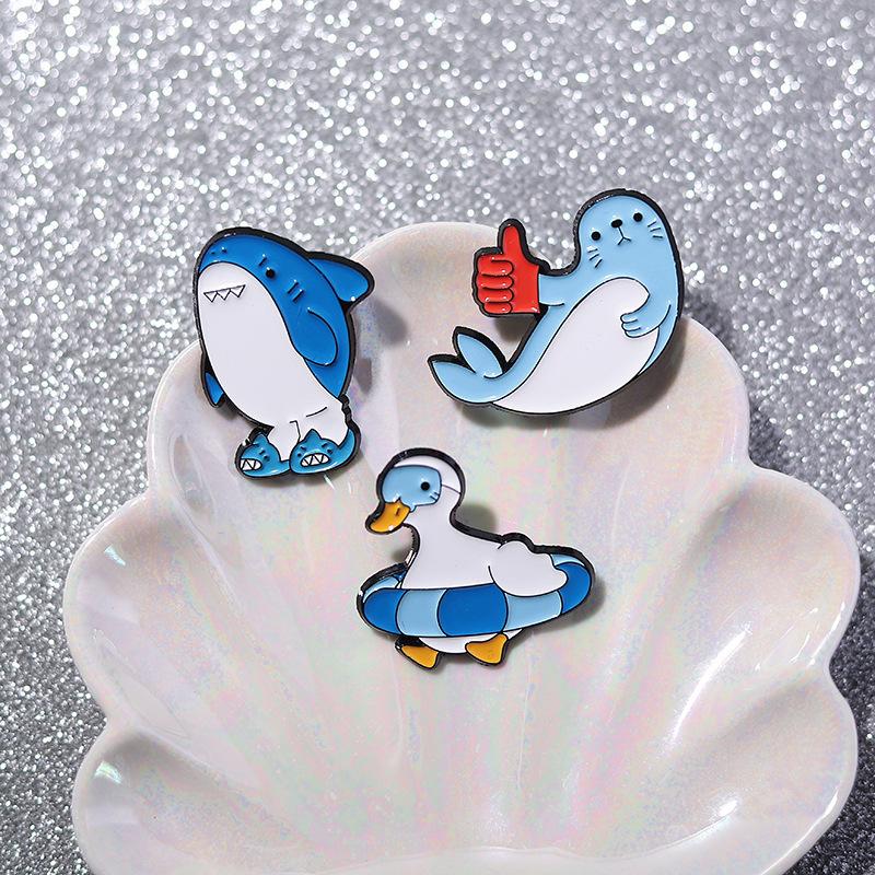 Creative Alloy Brooch Creative Accessories Badge