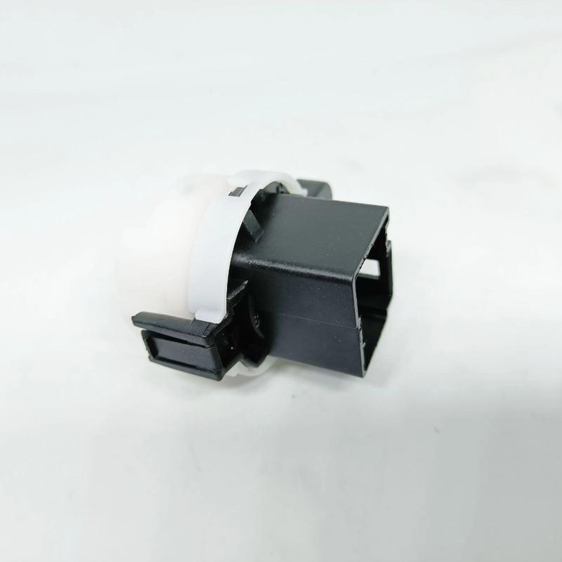 2M3411572AA  UM49-66-151 Ignition Starter Cable Switch LC70-66-151 for MAZDA fighter 03