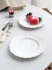 French Style Relief Ceramic Plates New Household 7.5 Inch Aesthetic Cake Dessert Dish White Vintage Floral Shape Tableware