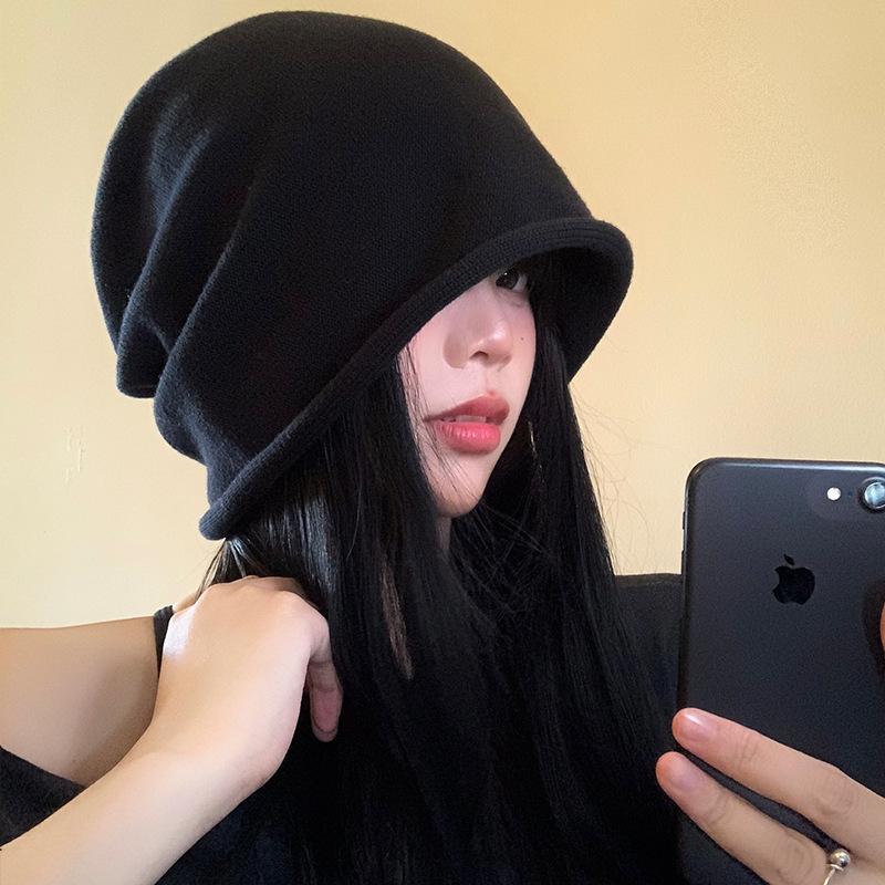 Autumn and winter hats women's cold hats big head circumference versatile knitted thin crimped outdoor stacking hats women's winter