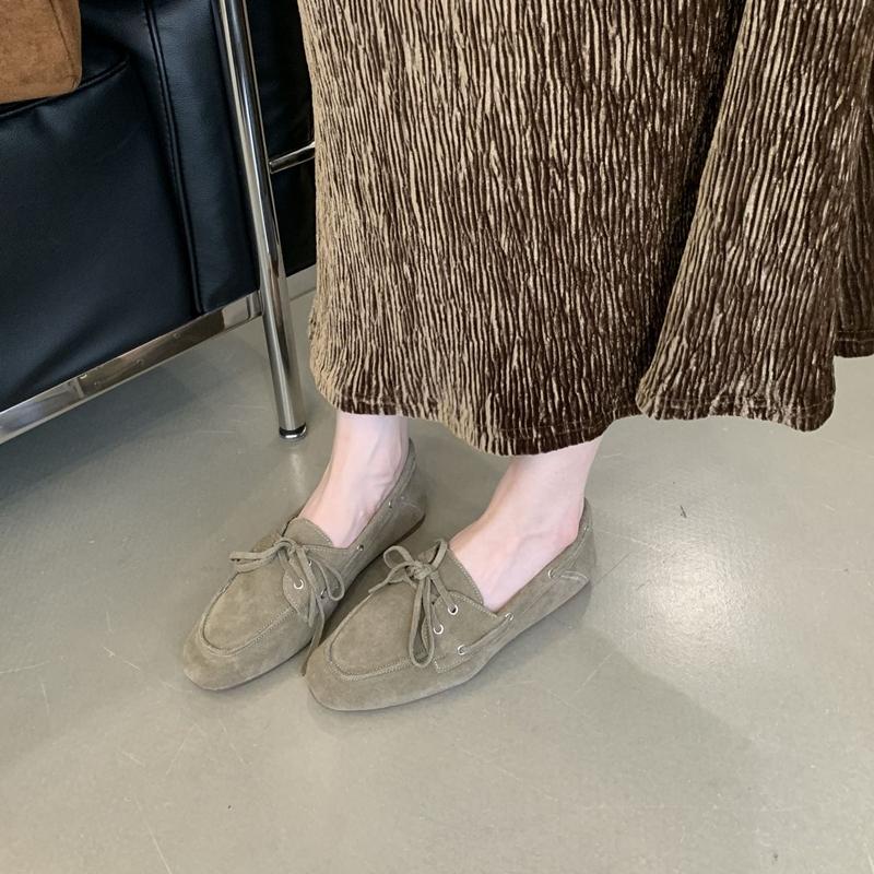 Fashion AIYUQI Women's Beanie Shoes British Style 2025 New New Retro Flat Shoes Female Large Size Slip-on Loafers For Women