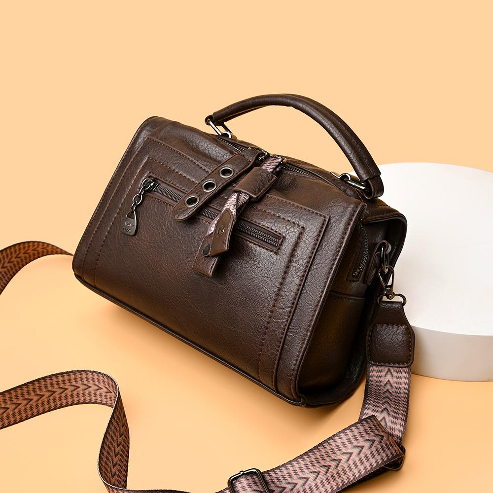 2026 New Large Capacity Boston Pillow Bag Women's Crossbody Soft Leather Handbag Commute Quality Single Shoulder Bag