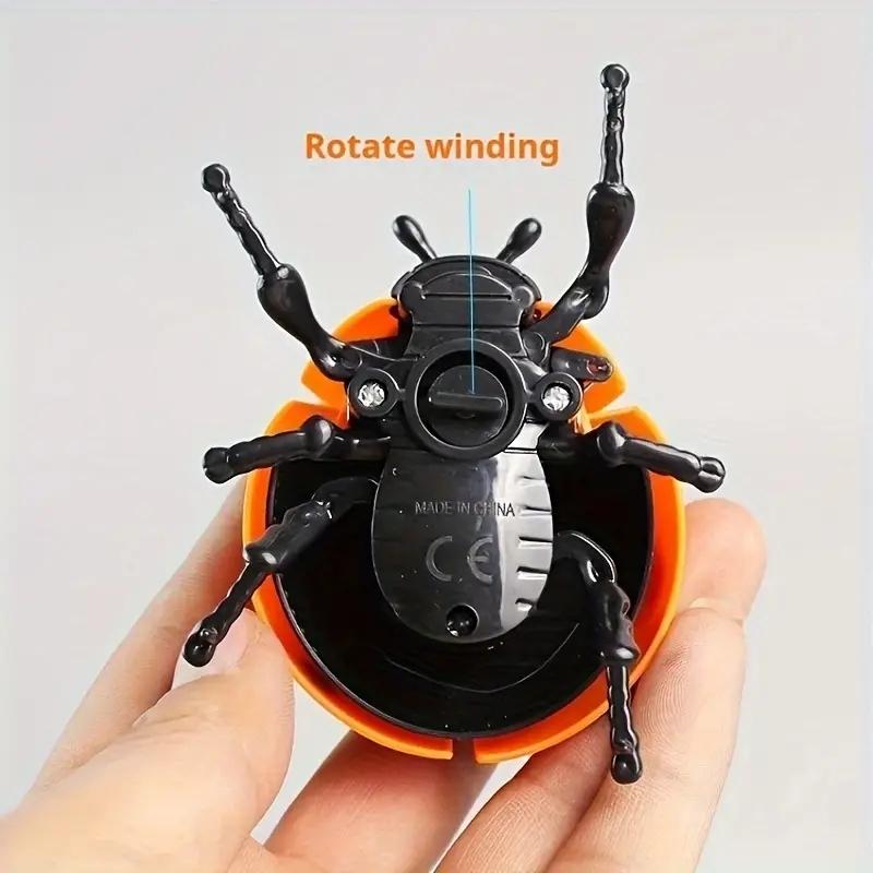 Entzückende Aufzieh-Insektenspielzeuge Marienkäfer Biene Käfer Außendekorationen Simulations-Insektenmodell Spielzeug Partygeschenke
