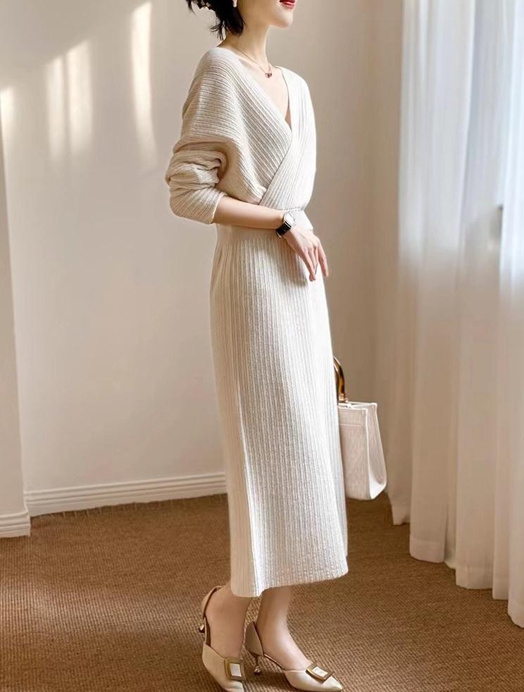 Women's V-neck High Waist Sweater Slim Long Sleeve Mid-length Knitted Dress