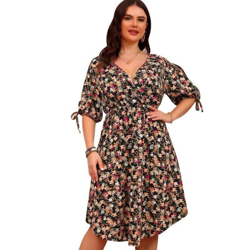 Große Größe Temperament Elegant V-Ausschnitt Taille Spleißen Blumenkleider