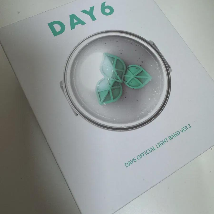 

DAY6 Официальный лайтстик Версия 3 Madewatch