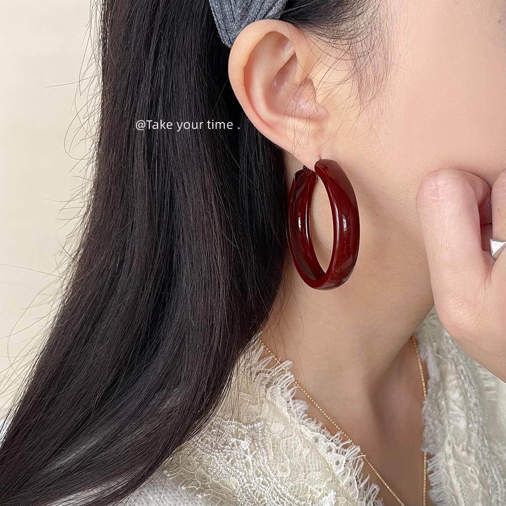 Ankela Rote Geometrische Lack-Creolen - Betont Zarte Gesichtszüge im Retro-Hongkong-Stil