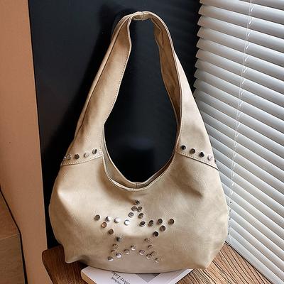 2025 Autumn New Texture Retro Rivet Shoulder Armpit Bag European and American Fashion Large Capacity Fashion Bucket Bag