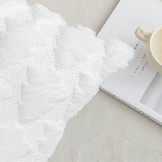 2Pcs Throw Pillow Cover Easy To Clean Christmas Plush Pillow Case Xmas Tree Pattern Pillowcase for Room Festive Decor