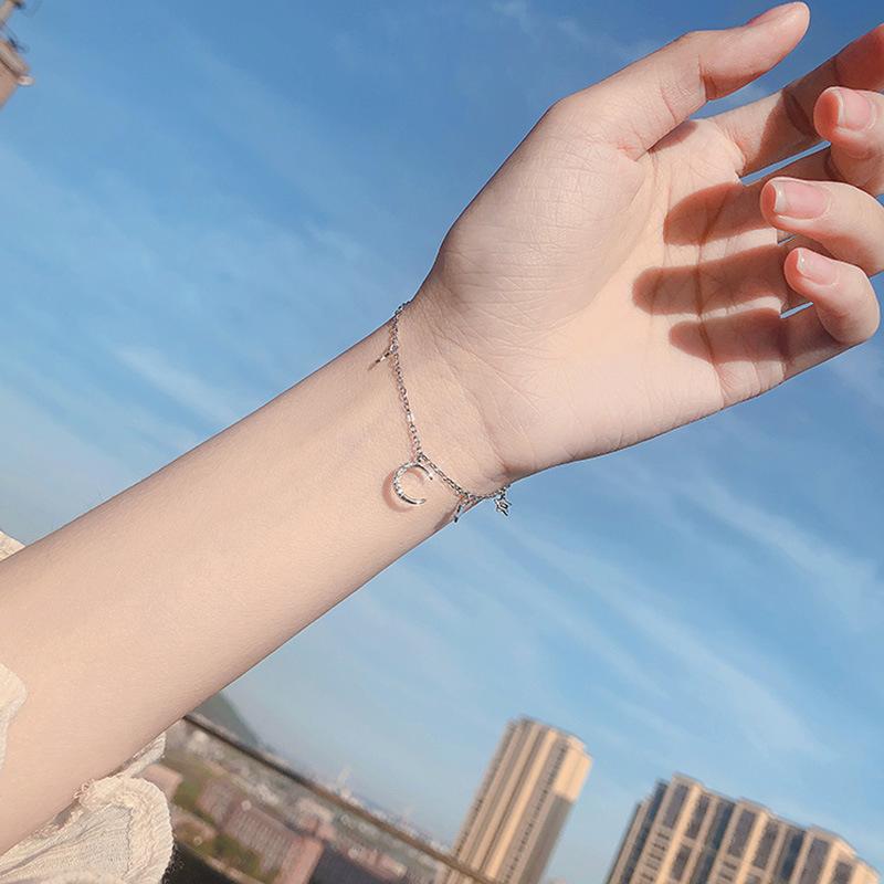 Niche design star moon bracelet female simple personality girl heart dream Mori student girlfriend jewelry