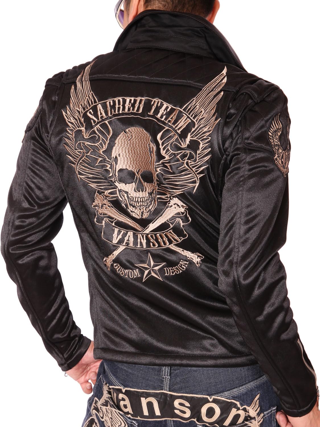 

Наша крамниця виготовляє на замовлення куртку подвійну косуху, колір мокко, срібна вишивка, XXL [Banson] ACV-701