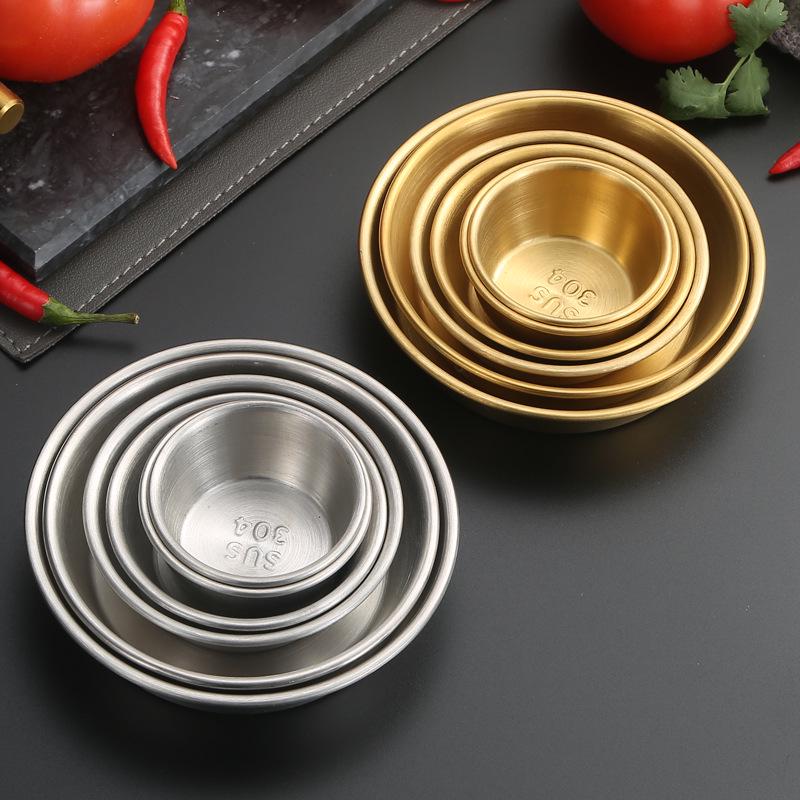 Petite assiette ronde en acier inoxydable 304 pour assaisonnement, steak, salade ou sauce.