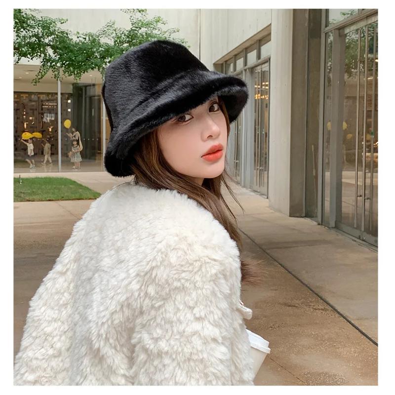 Winter Girls' Fashion Outdoor Hats, Warm Bucket Hats, High-quality Faux Mink Fur Hats, Russian Women's Hats