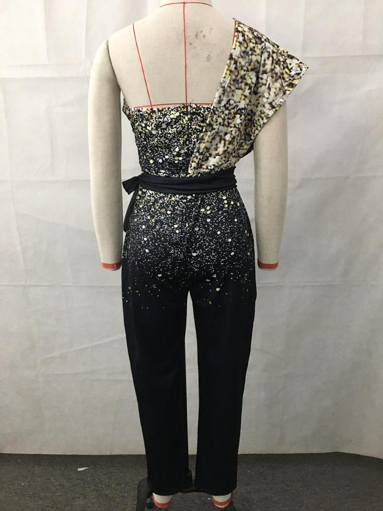 2026 Summer Luxurious Sequin One-shoulder Jumpsuit: A Chic Socialite Style