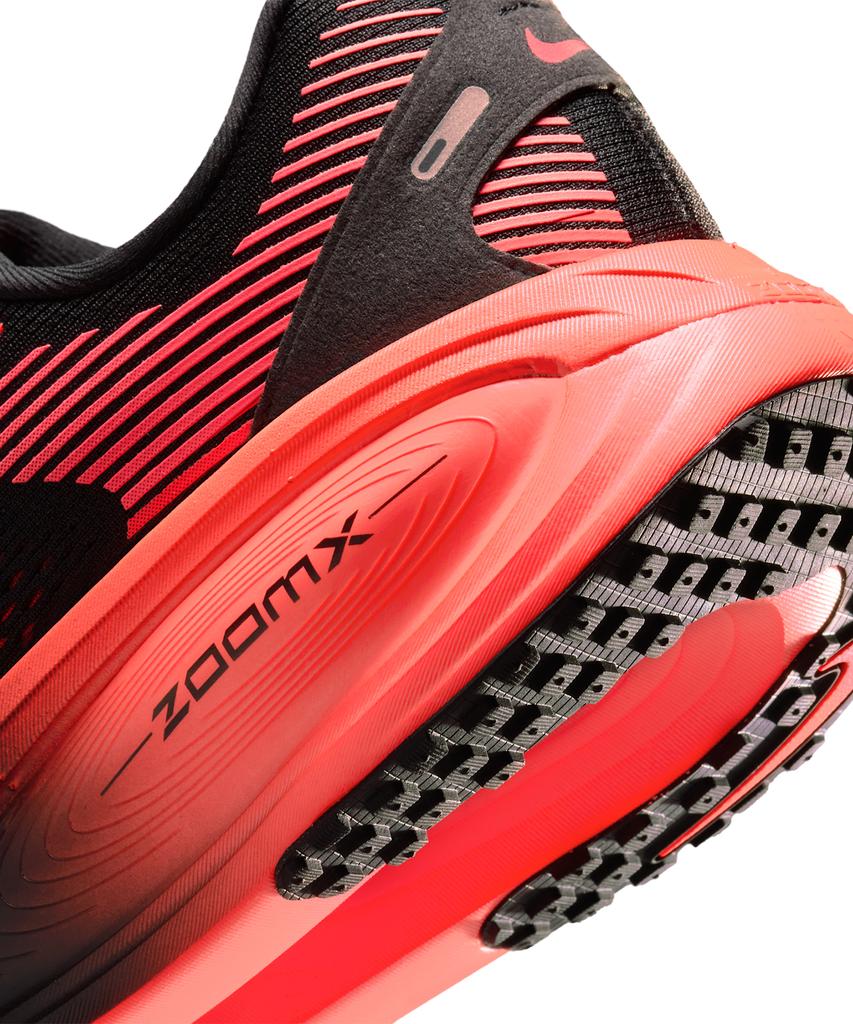 Nike Vomero 18 M - Black:University Red:Anthracite:Bright Crimson / Hm6803-019