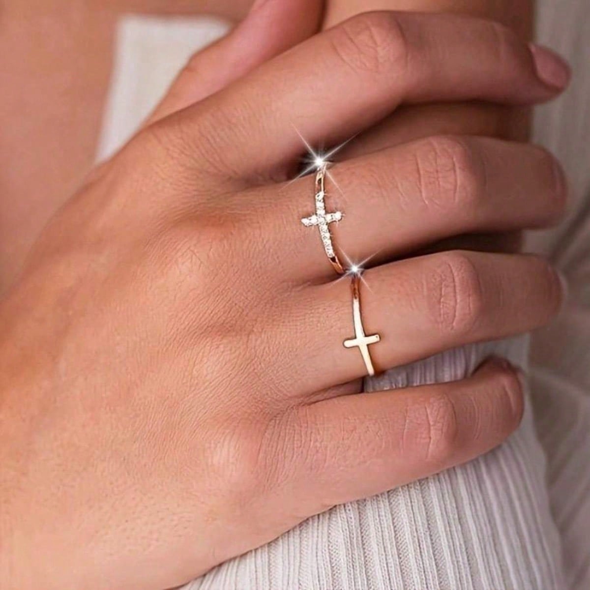 

2 Pieces/set of Fashionable Geometric Cross Rings with Adjustable Opening, Suitable for Daily Wear золотой