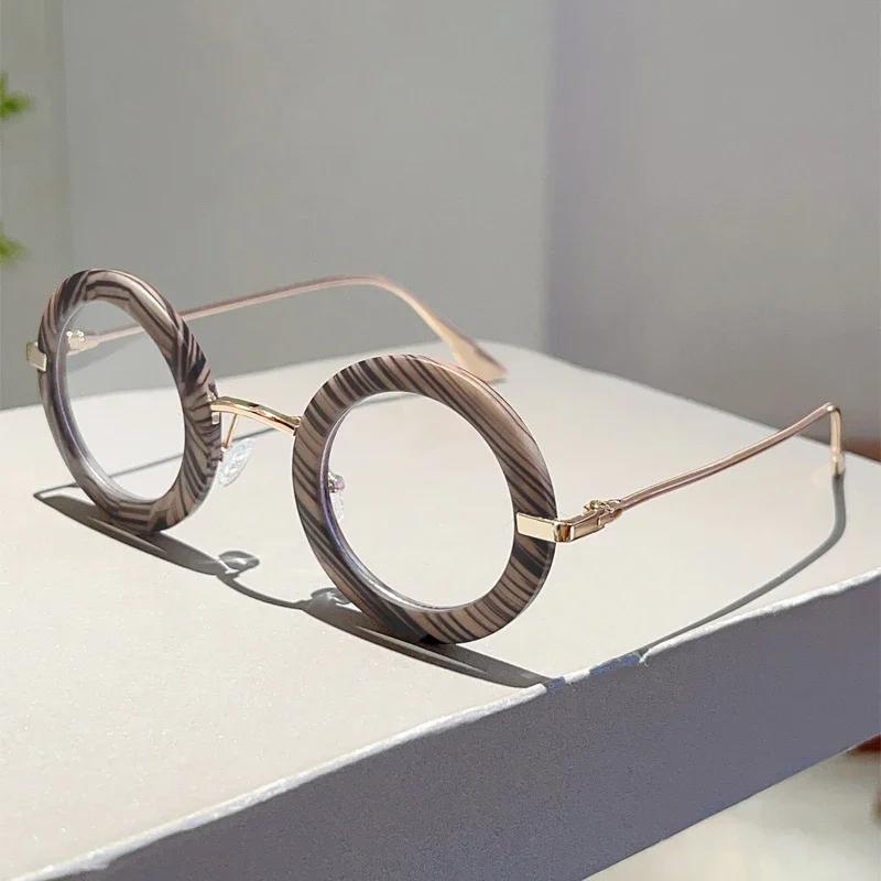 Latest Small Frame Round Sunglasses Male Retro Punk Sun Eyewear Female Stylish Unique Stt Photography Luxury Sun Eyewear UV Protection 400