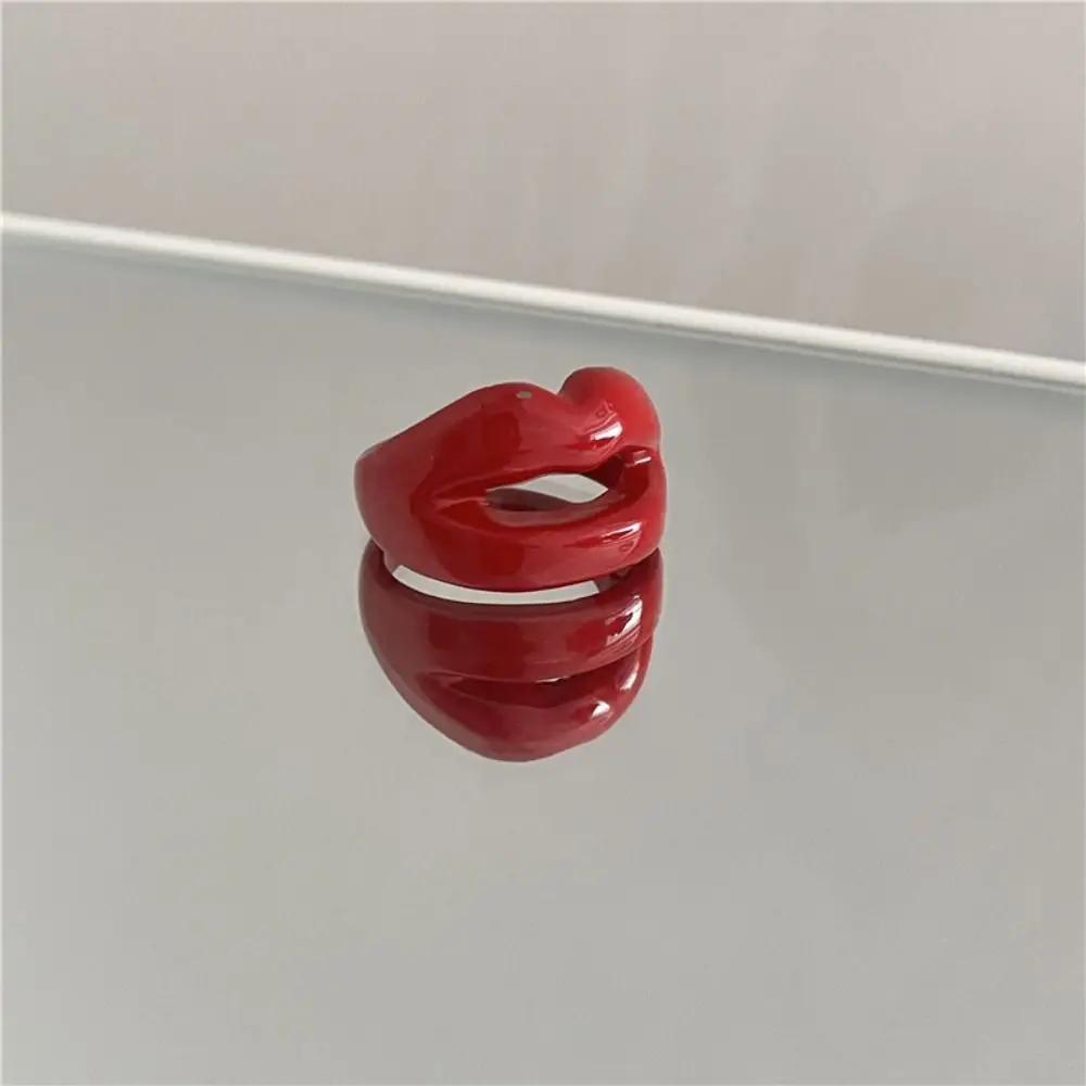 Neue Retro Punk Bunte Lippenform Ringe für Mädchen Hohl Fingerringe Geometrischer Metallring Für Frauen Hiphop Party Schmuck