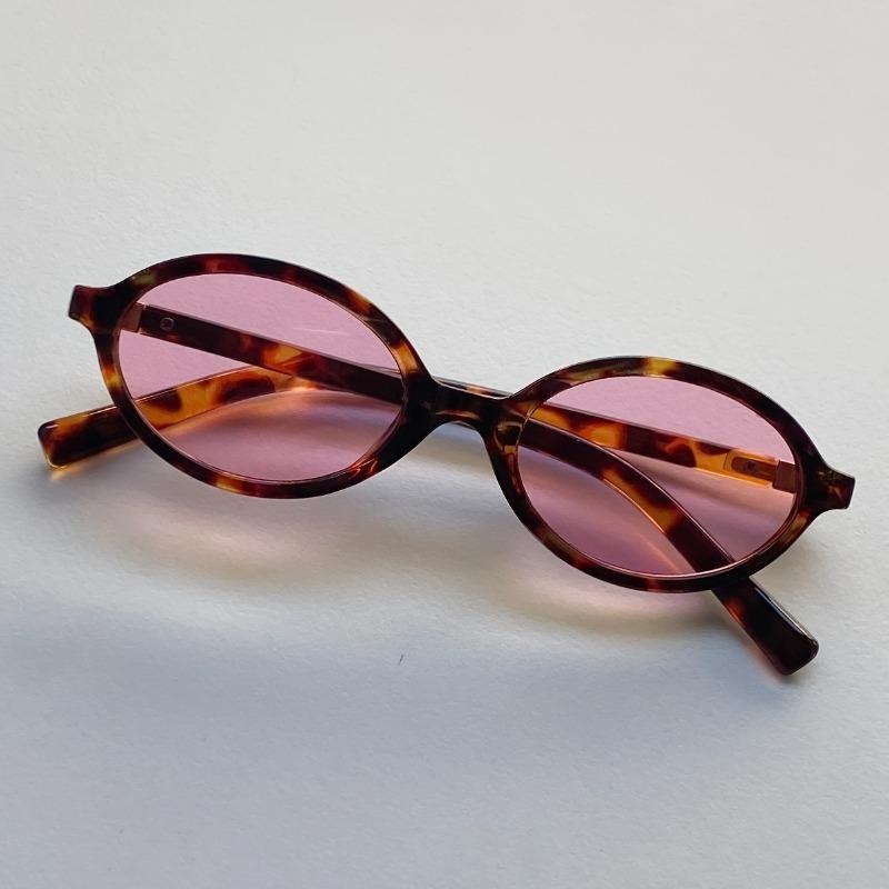 1 Pair of Women's Retro Casual Glasses Suitable for Daily Home Use Leisure Pography Decorative Ordinary Glasses