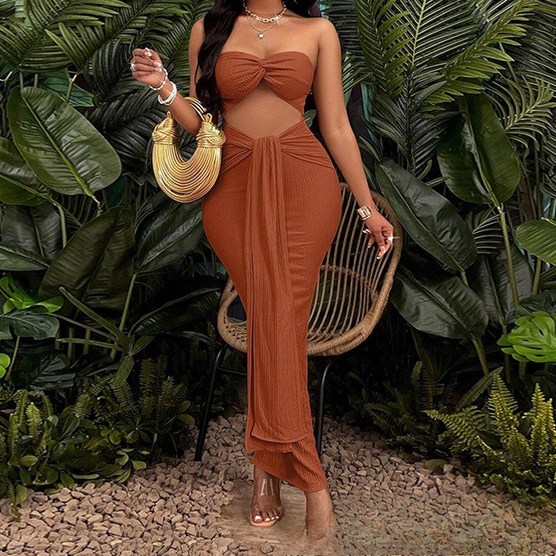 Europäisches und amerikanisches Sommer-Einfarbiges Kleid mit Schlitz, trägerlos, rückenfrei und mit freiem Bauchnabel