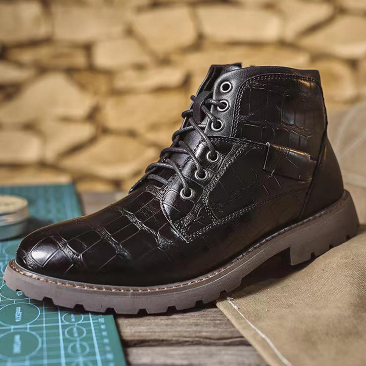 

2025 новые мартинсы на низком каблуке мужские износостойкие и прочные ботинки в британском стиле полусапоги ретро мужские повседневные кожаные ботинки 39 чёрный