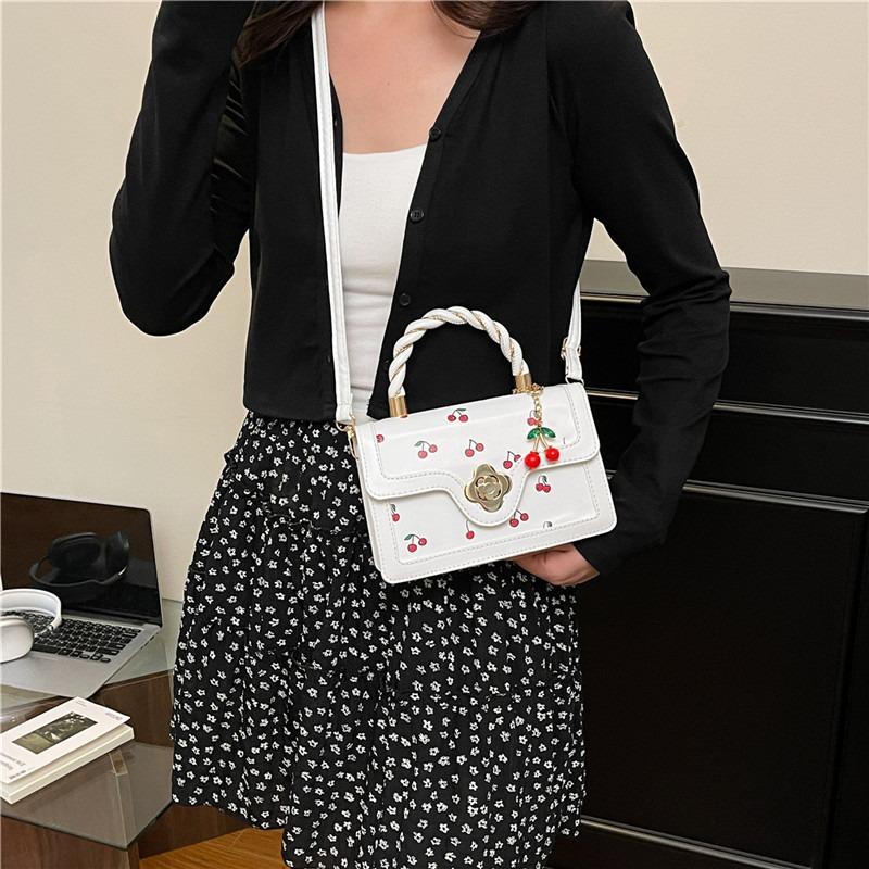 Niche high texture fashion value handbag new trend personality beautiful single shoulder messenger bag women