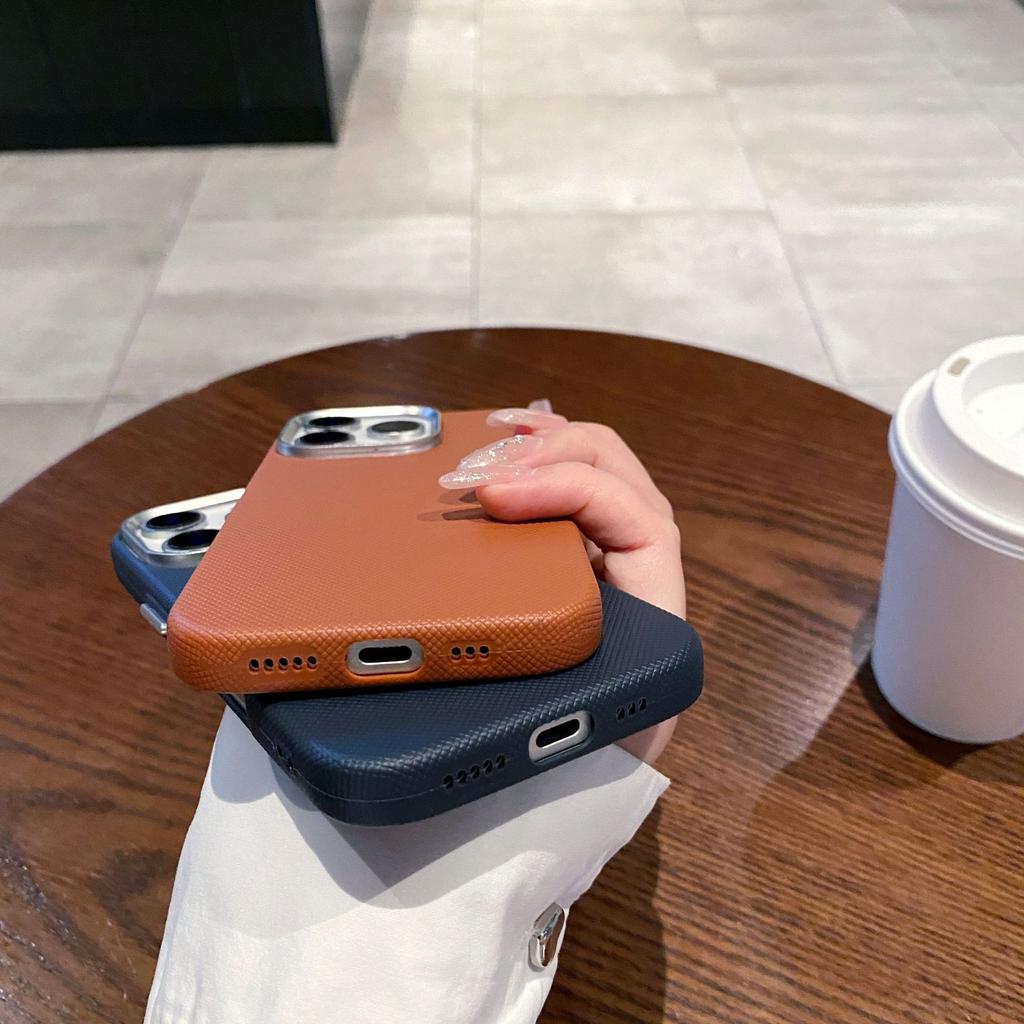 New Woven Pattern Compatible with iPhone 17 Pro Max Phone Case Apple 16 Solid Color 14/15 Simple Silicone Case