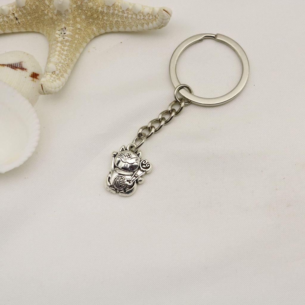 Hot Selling Simple Lucky Cat Keychain Pendant