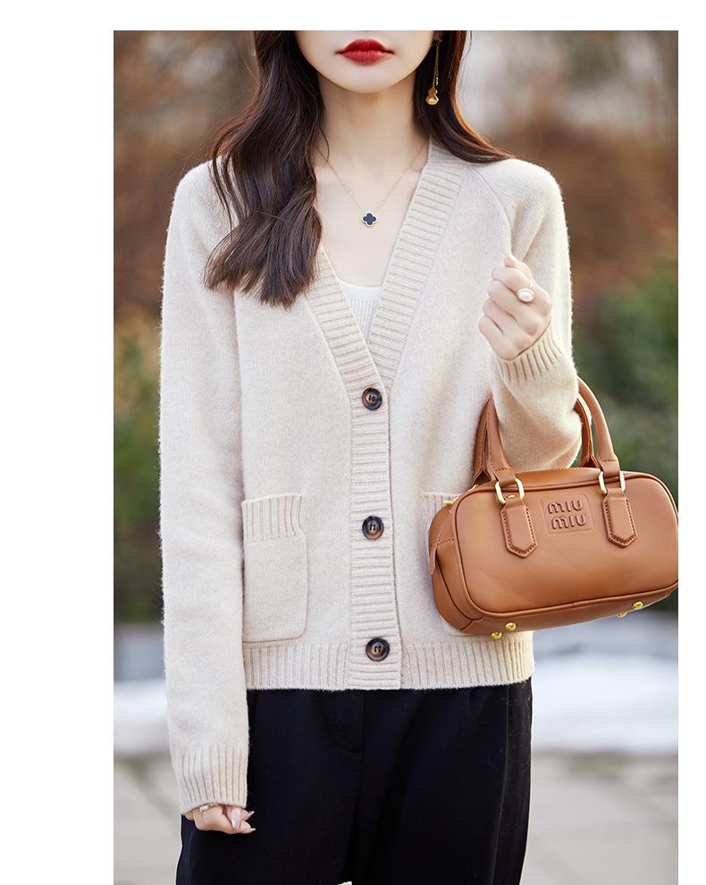 Women's 100% Wool V-Neck Cardigan with Pockets - Loose, Versatile Solid Color Sweater for Autumn & Winter.