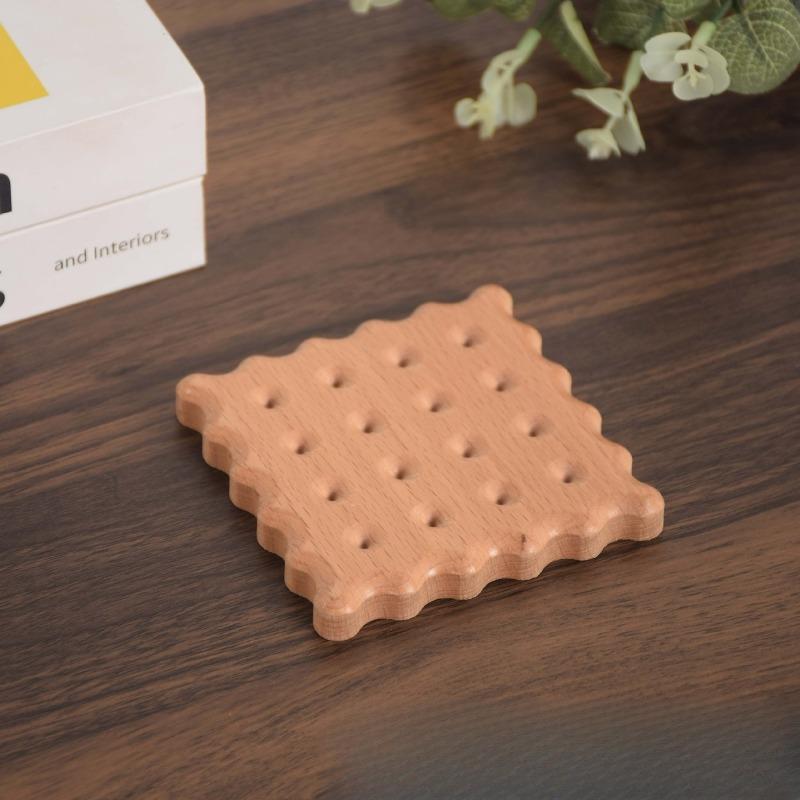 

Creative Small Biscuits Modeling Coaster Solid Wood Household Dining Table Dishes Insulation Mat Wooden Coffee Cup Mug Coaster 9X9CM