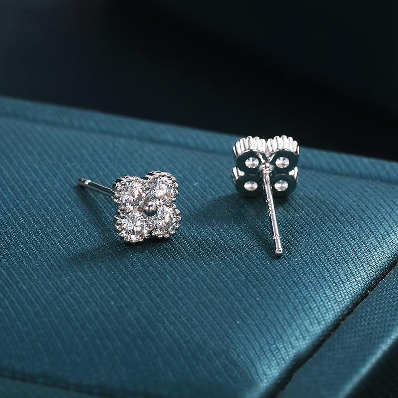 925 Silver Plated Four-leaf Clover Stud Earrings for Women Sparkling Shiny 5A Zircon Lucky Earrings Exquisite Banquet Jewelry