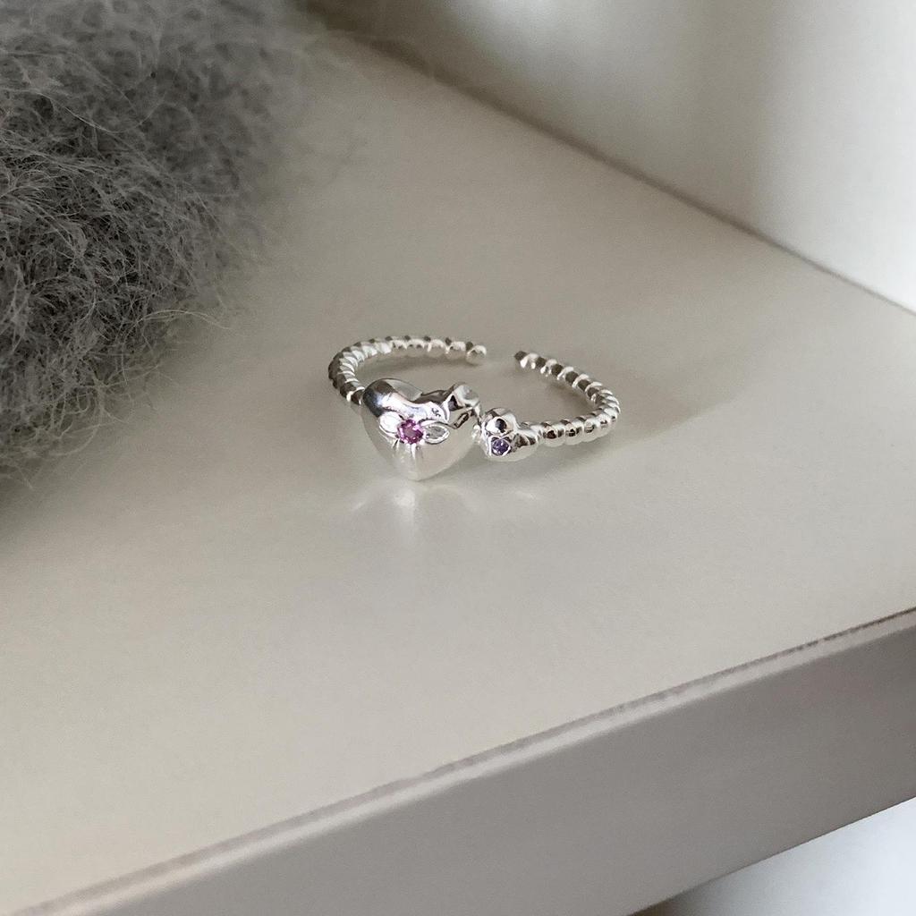 Xiaohongshu 925 Sterling Silver Exaggerated Plain Ring for Women – Simple, Luxurious, High-End Design.