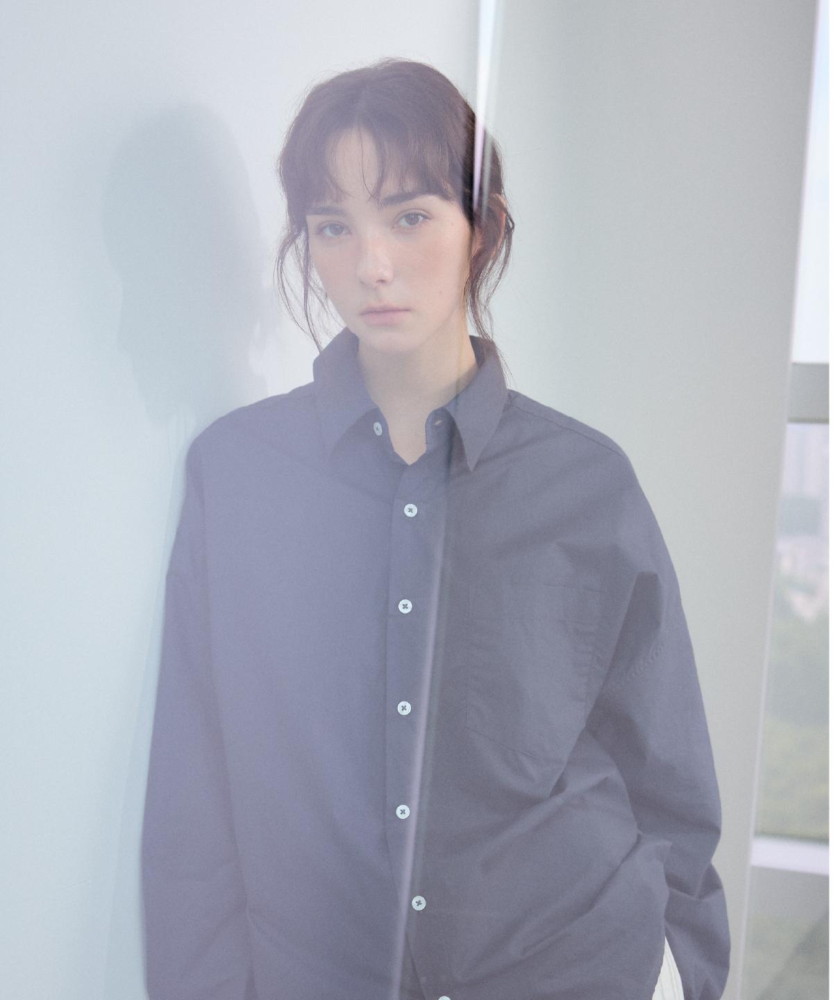 Sahaki Paper Shirt (Navy)
