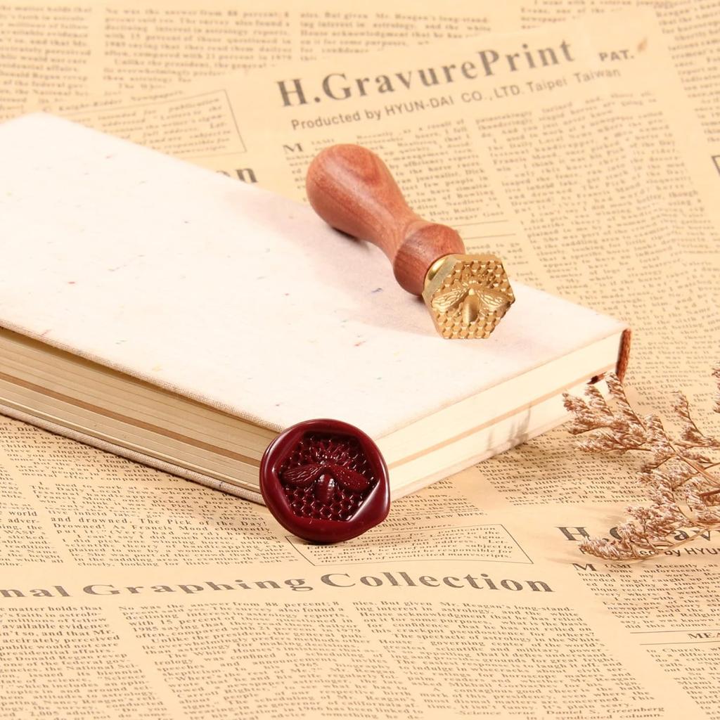 Wax Seal Stamp Kit 3D Bee Stamp with Vintage Wooden Handle for Envelopes Wedding Bottle, Sealing Wax Stamps with Deep-Relief Patterns Beeswax Wrap