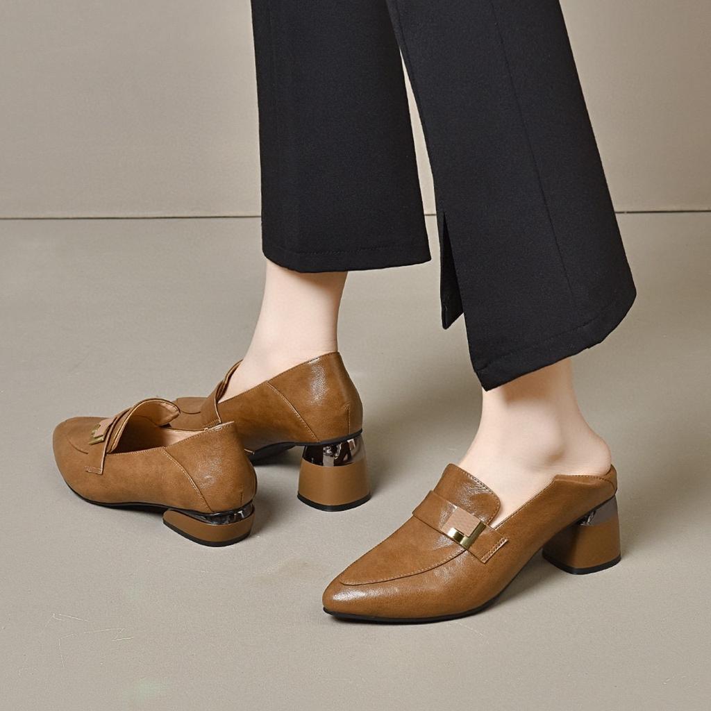 Pointed single shoes women's 2025 spring new British style simple temperament work shoes two kinds of height shallow mouth dress shoes