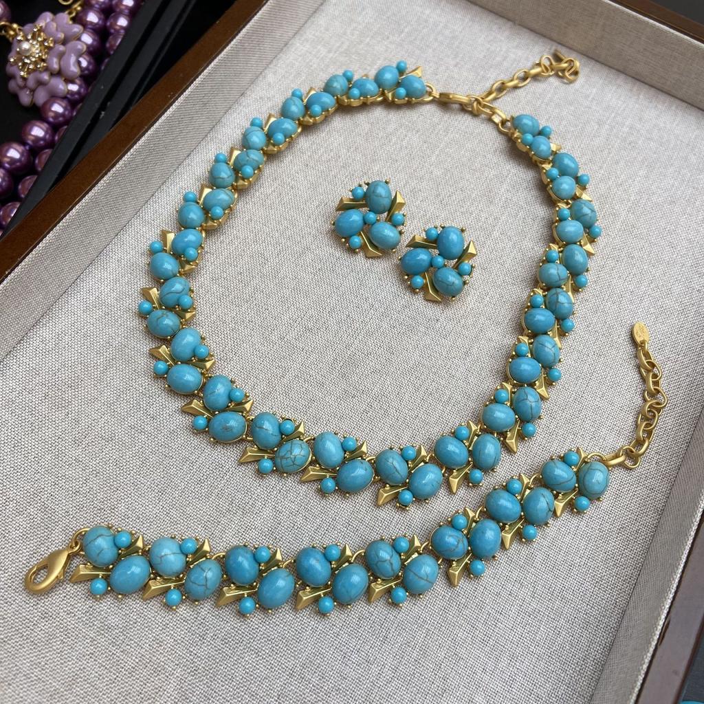 Elegant Court Style Turquoise Trifari Vintage Medieval Necklace Bohemian Earrings Bracelet