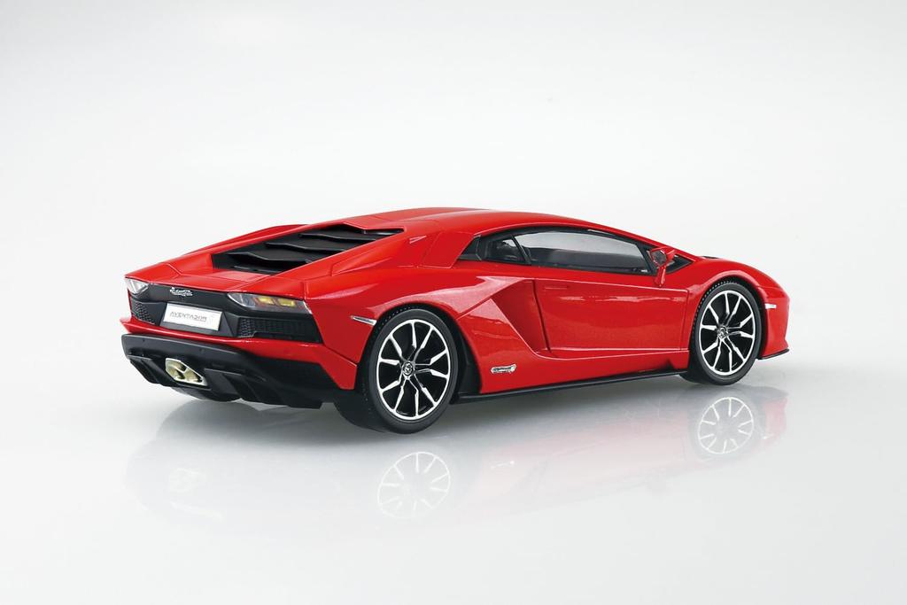 Aoshima Bunka Kyozai Rakupla Snap Kit Lamborghini Aventador S Pearl Red Plastic Model 1/32 No.07-PR Pre-Colored (Automobile)