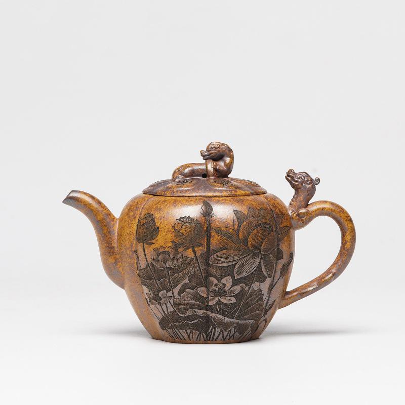 Handmade Yixing Zisha Teapot – Raw Ore Duan Ni Veined Lotus Design