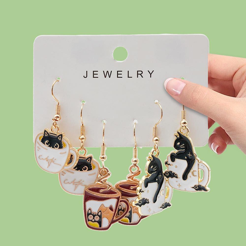 Exclusive Alloy Cartoon Kitten Print Earrings Fashion Set