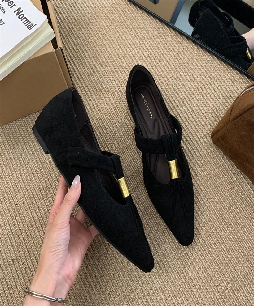 2025 Korean Version of Fashion Versatile Temperament Small Leather Shoes Autumn New Daily Commuter Shoes